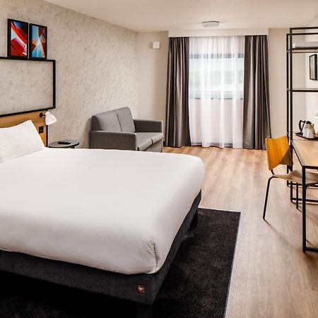 Ibis London Heathrow Terminal 5 Hillingdon Exterior foto