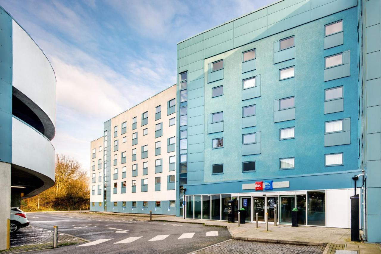 Ibis London Heathrow Terminal 5 Hillingdon Exterior foto