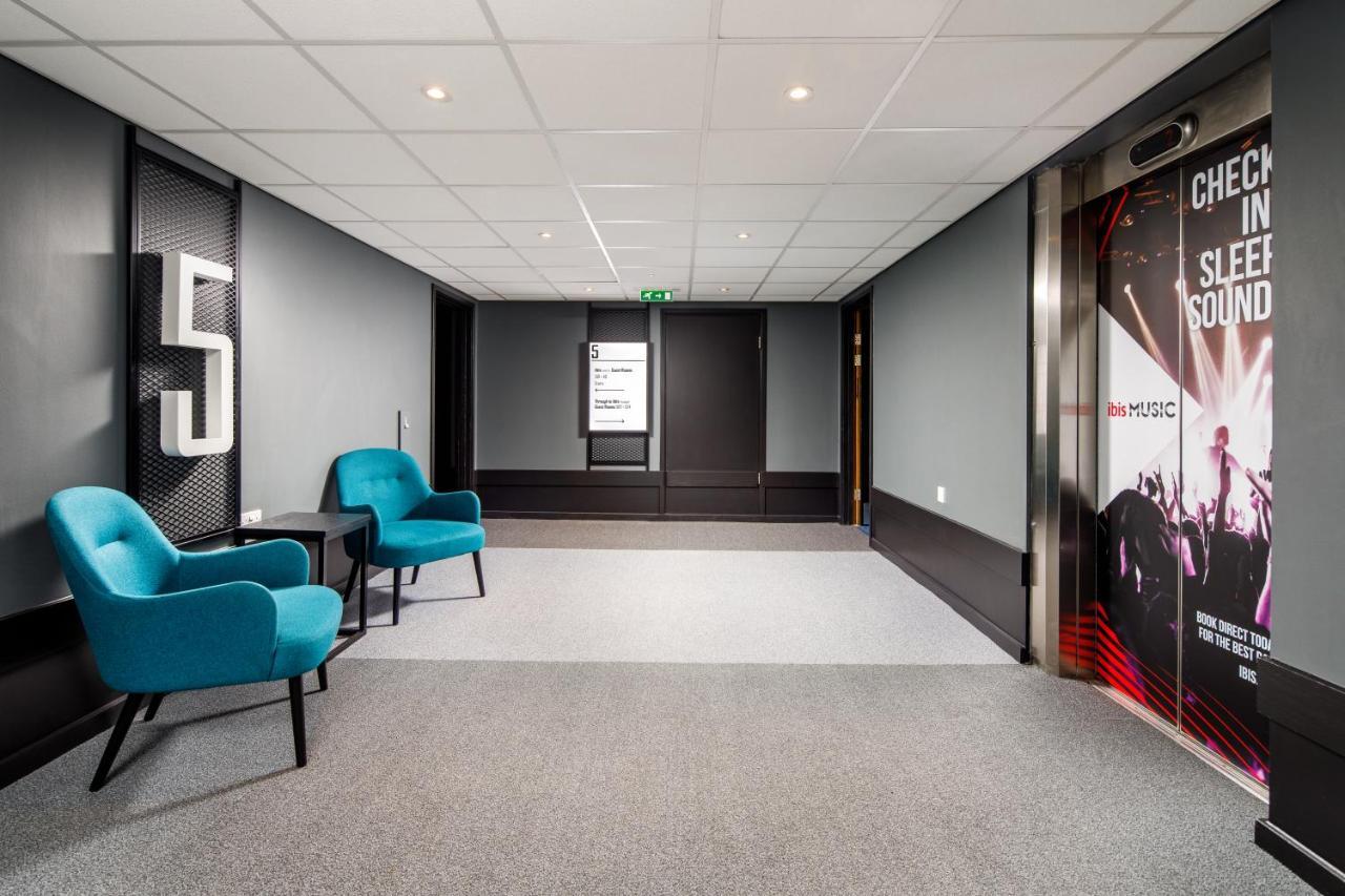 Ibis London Heathrow Terminal 5 Hillingdon Exterior foto