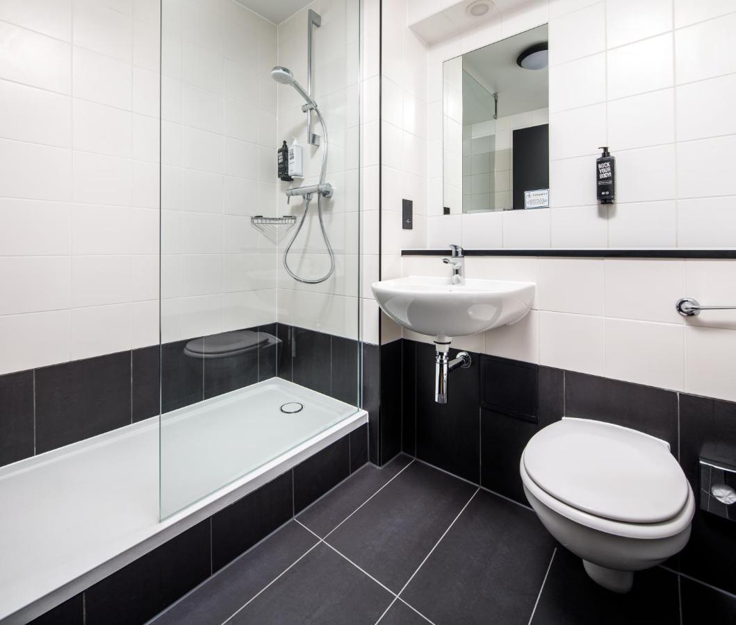 Ibis London Heathrow Terminal 5 Hillingdon Exterior foto
