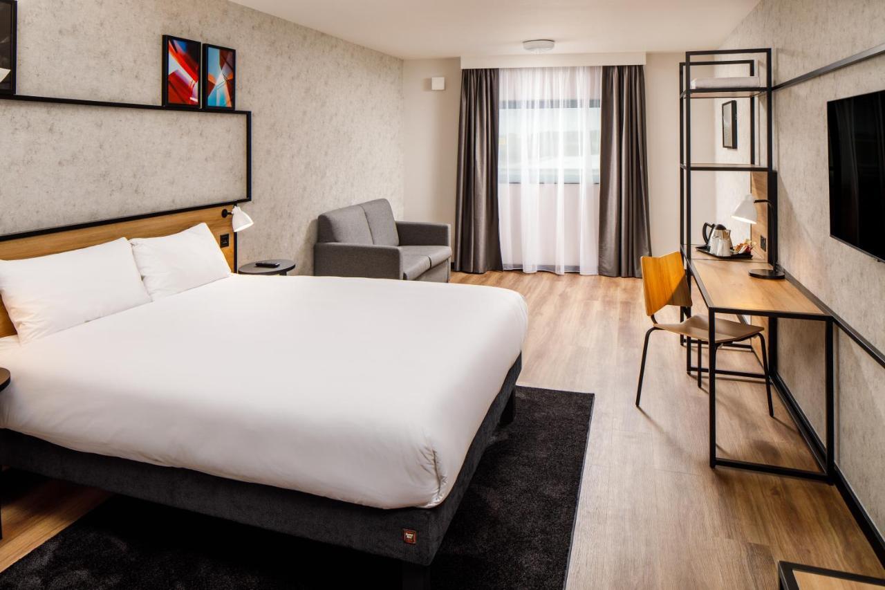 Ibis London Heathrow Terminal 5 Hillingdon Exterior foto