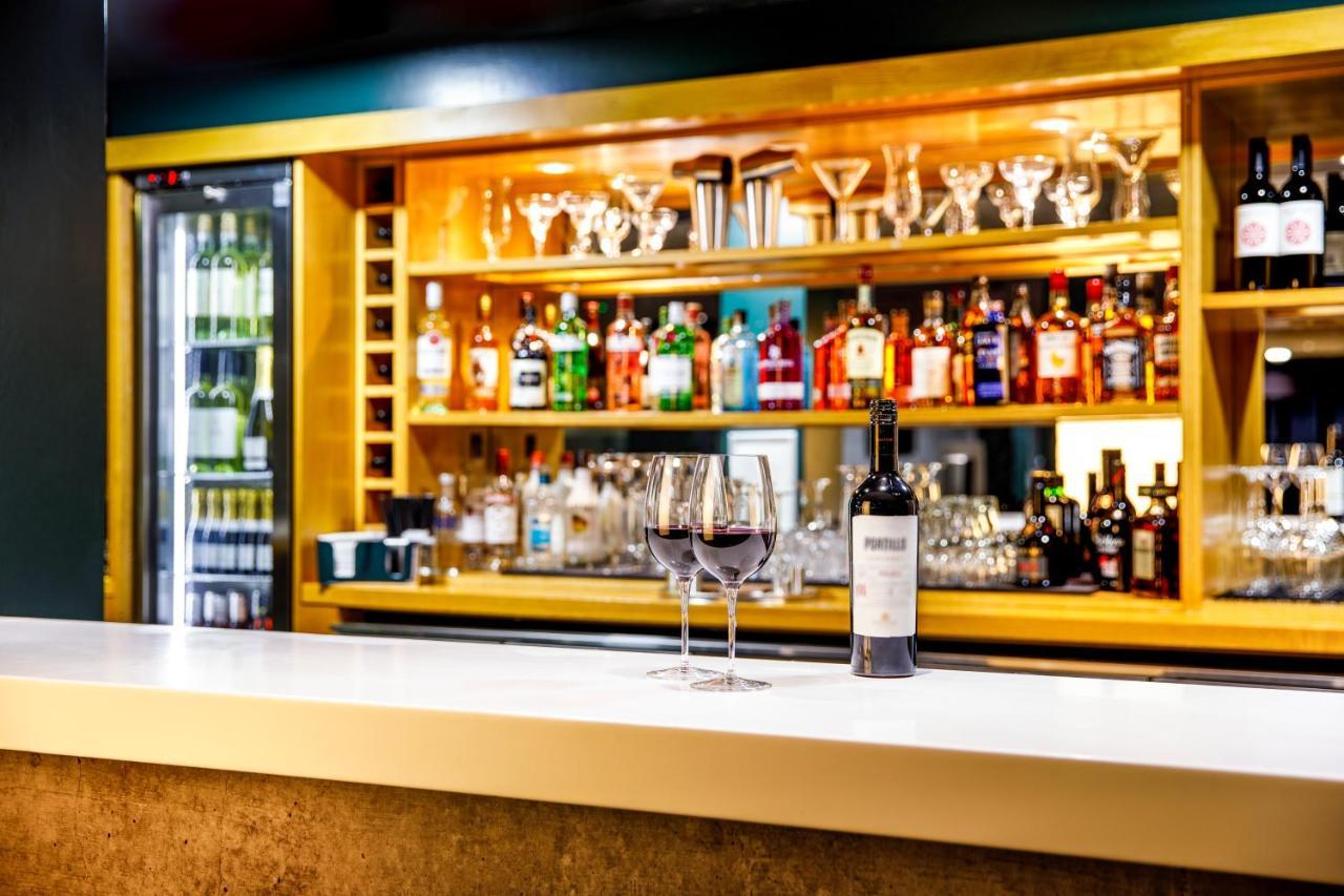 Ibis London Heathrow Terminal 5 Hillingdon Exterior foto