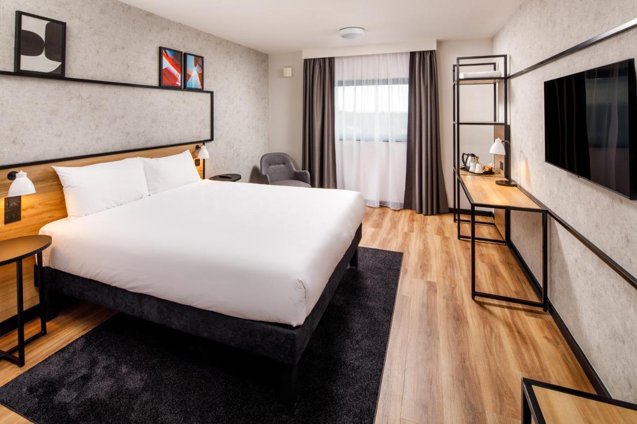 Ibis London Heathrow Terminal 5 Hillingdon Exterior foto