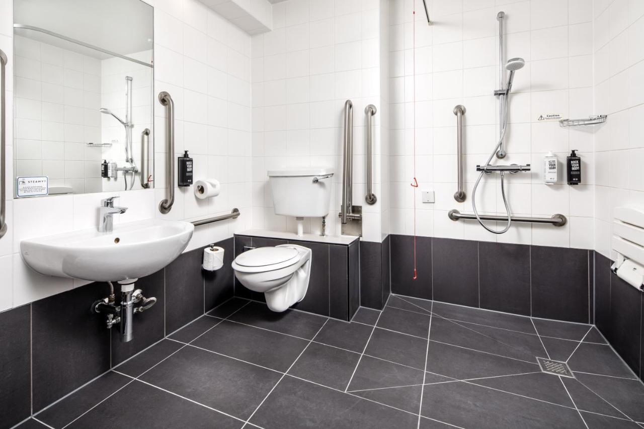 Ibis London Heathrow Terminal 5 Hillingdon Exterior foto